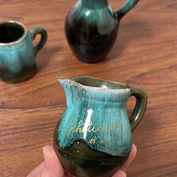 Chéticamp Nova Scotia, Canada and Quebec Canada SOUVENIR PITCHER / CREAMER /MUG - Picture 3 of 13